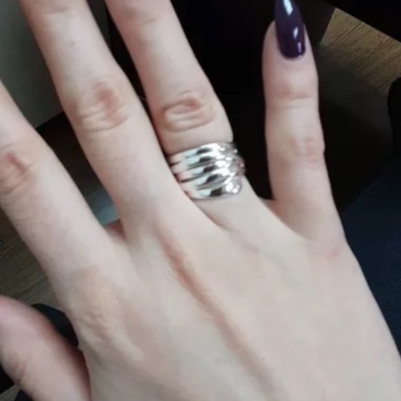 NEW 925 Sterling Silver Adjustable Ring - Picture 2 of 3